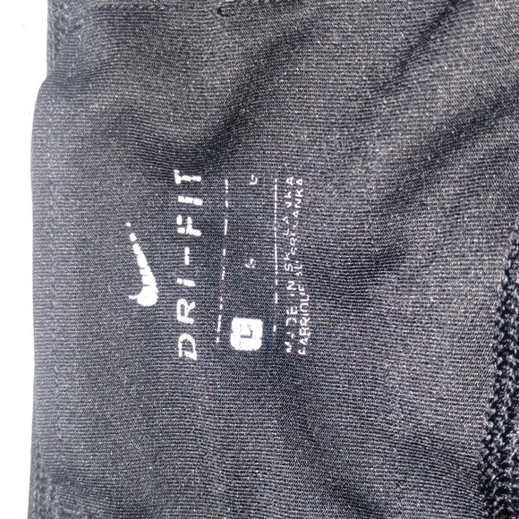 Nike athletic leggings - Picture 2 of 8